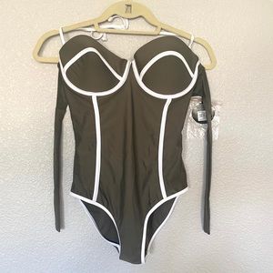Body Glove Women’s Swimsuit